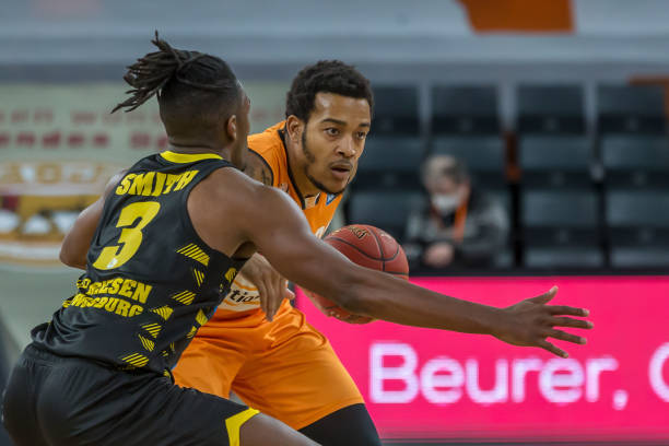 乐部不可或 乐部不可或